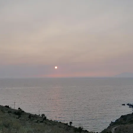 Twins Sarandë